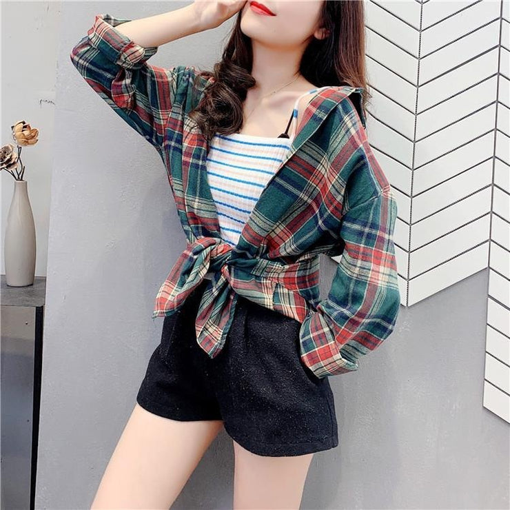 Spring 2021 new Korean version of the retro port flavor polo collision plaid grinding loose jacket shirt women